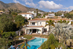Your Private Paradise Luxurious Capellanía Villa for Unforgettable Stays